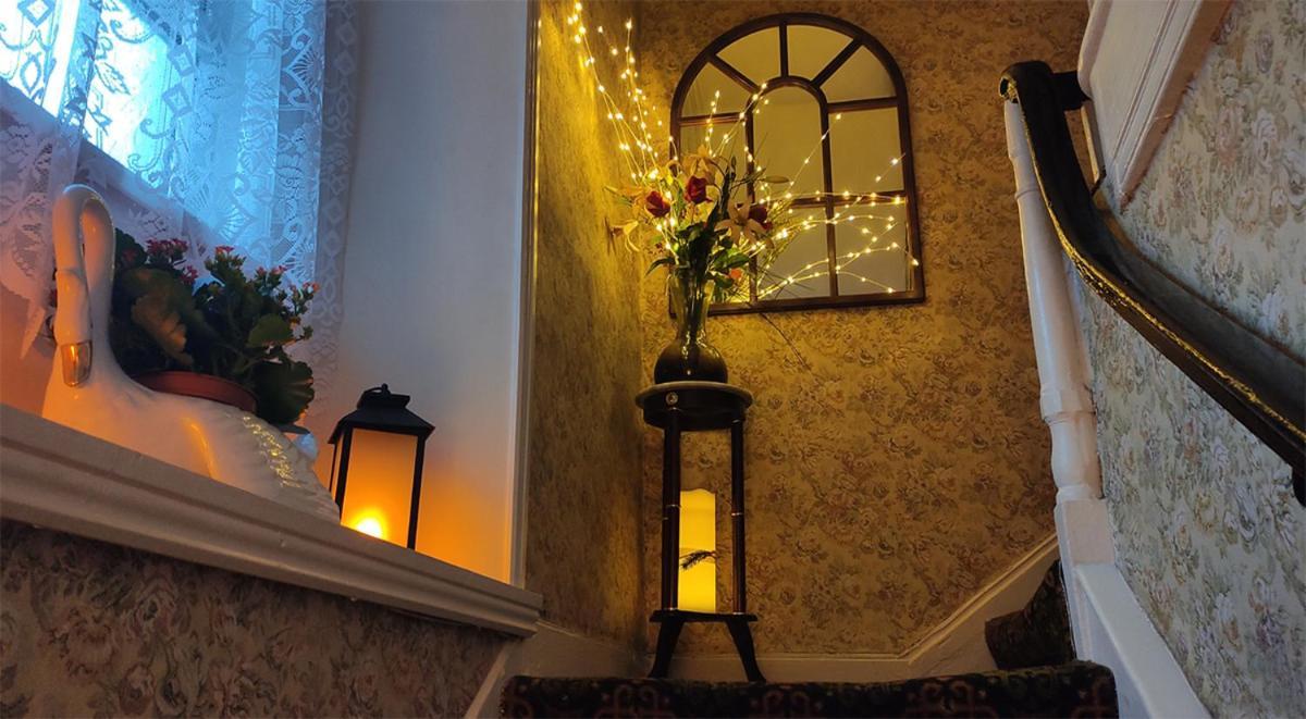 Inishross House Bed & Breakfast New Ross Bagian luar foto